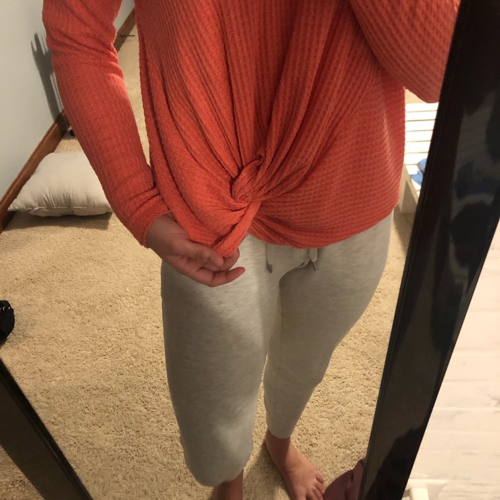 Top - Picture 2 of 5